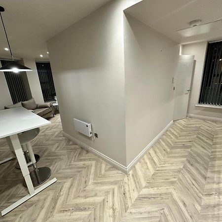 2 Bed Penthouse In The Heart Of Leeds City Centre Near Arena Apartment Exterior photo